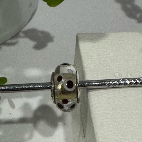 Authentic Retired Pandora White Bubbles Murano Glass Charm - Picture 3 of 12